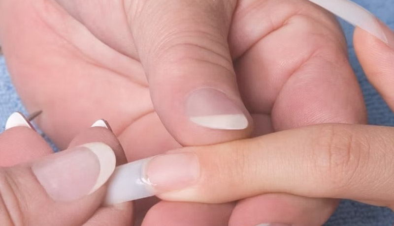 ناخن کار حرفه ای در خانه اصفهان