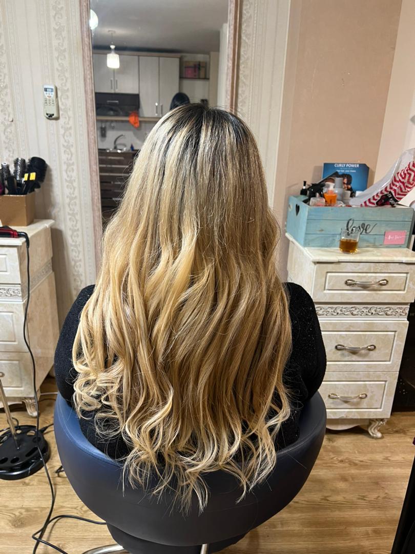 خدمات تخصصی ناخن و مو