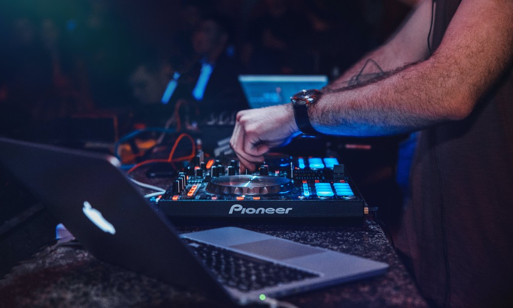 انواع مراسم و رویدادهای تحت پوشش Voice Music در اصفهان