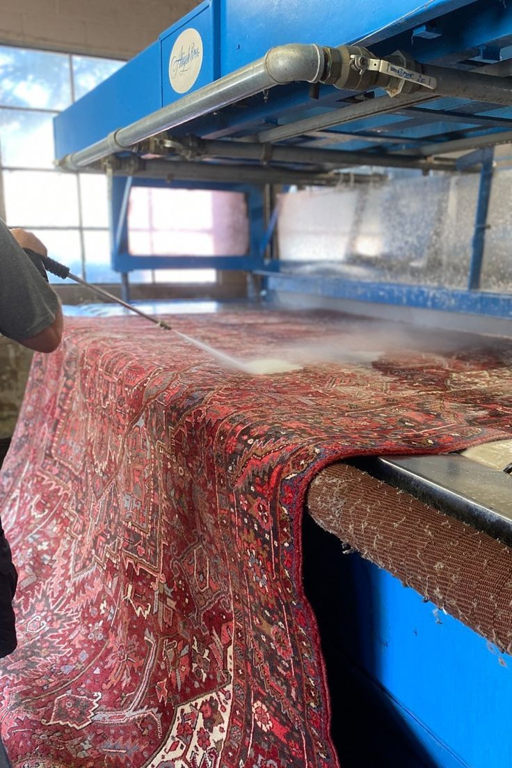 قالیشویی گل ابریشم بوشهر