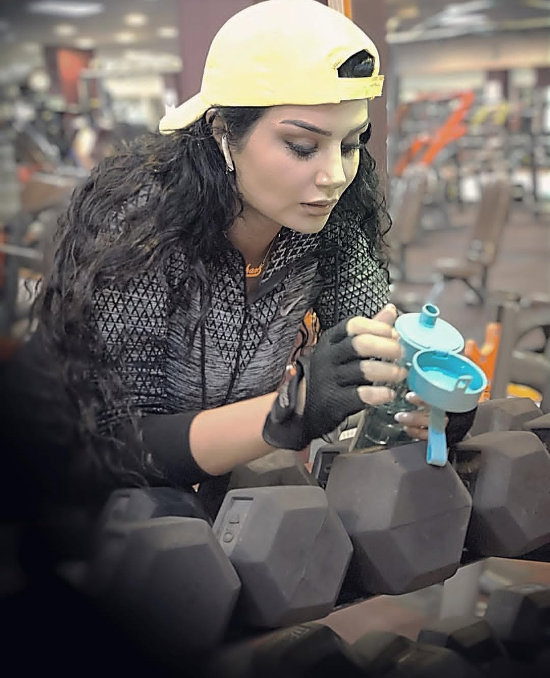 باشگاه بدنسازی بانوان و برنامه تمرینی حرفه ایی در عظیمیه کرج