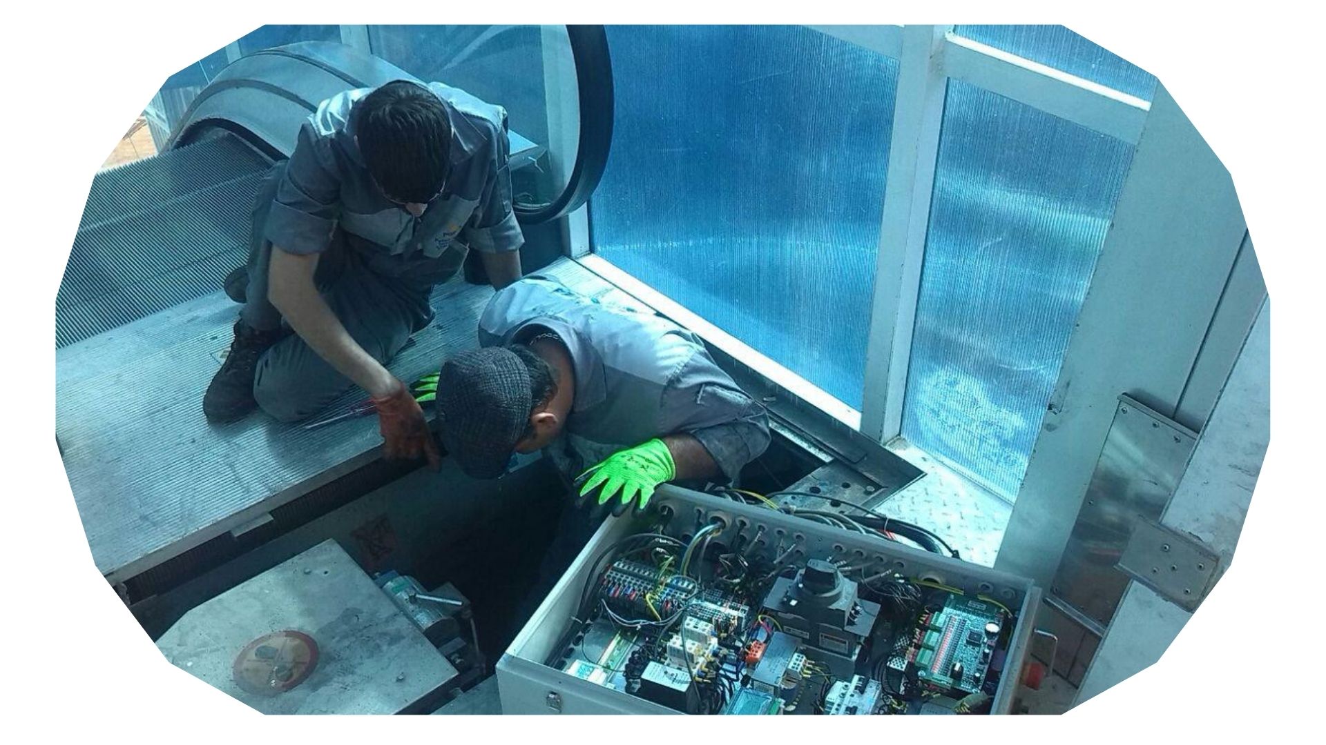 تعمیرات پله برقی در تهران