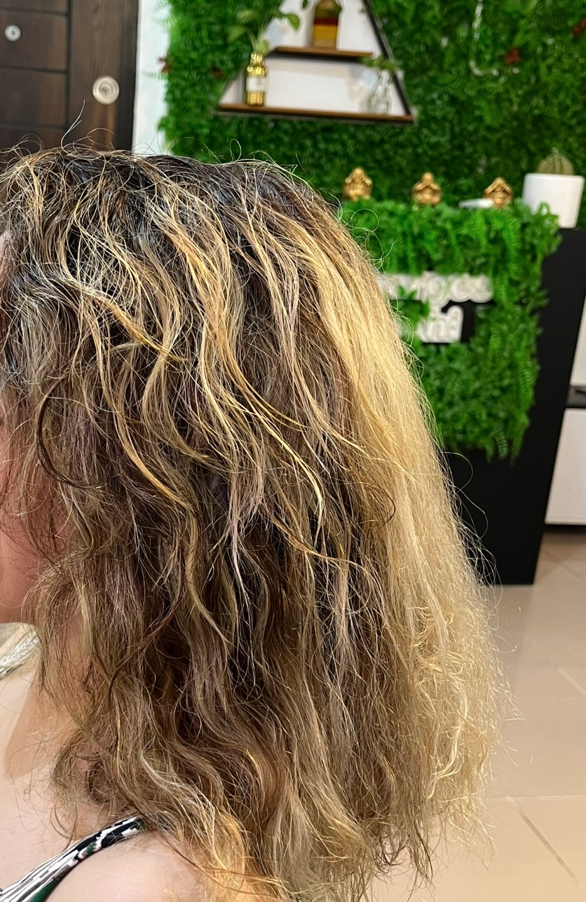 کراتین کار حرفه ای در ساری