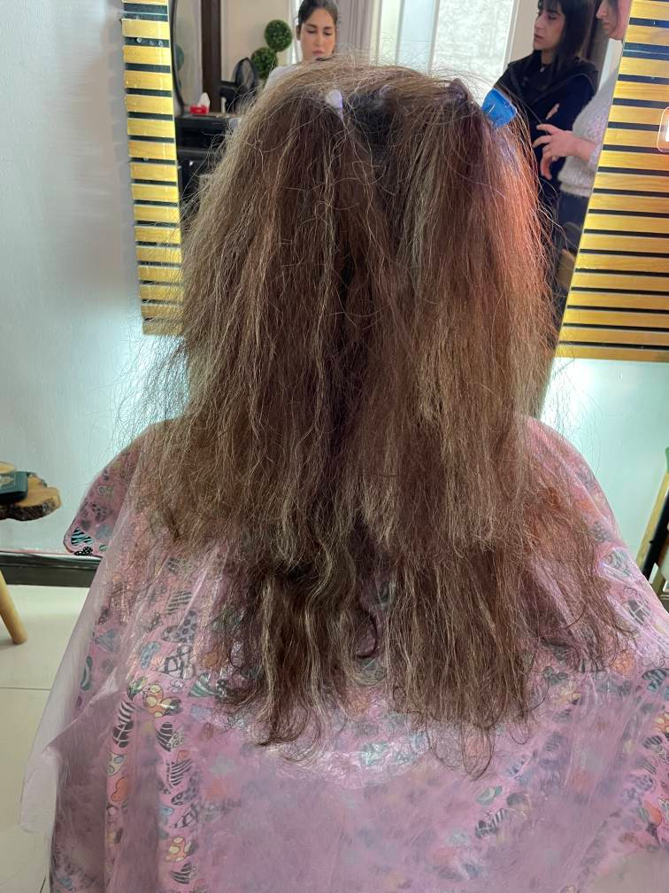 کراتین کار حرفه ای در ساری