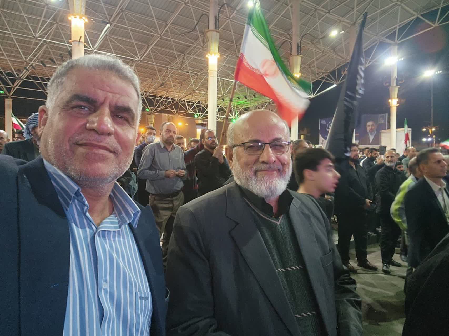 در جمع مردم بندر ماهشهر، دوران جنگ ما در خیابان شما در میدان (مهندس یوسف حیدری)