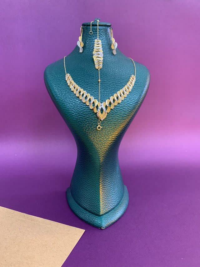 طلای مینیمال در اردکان