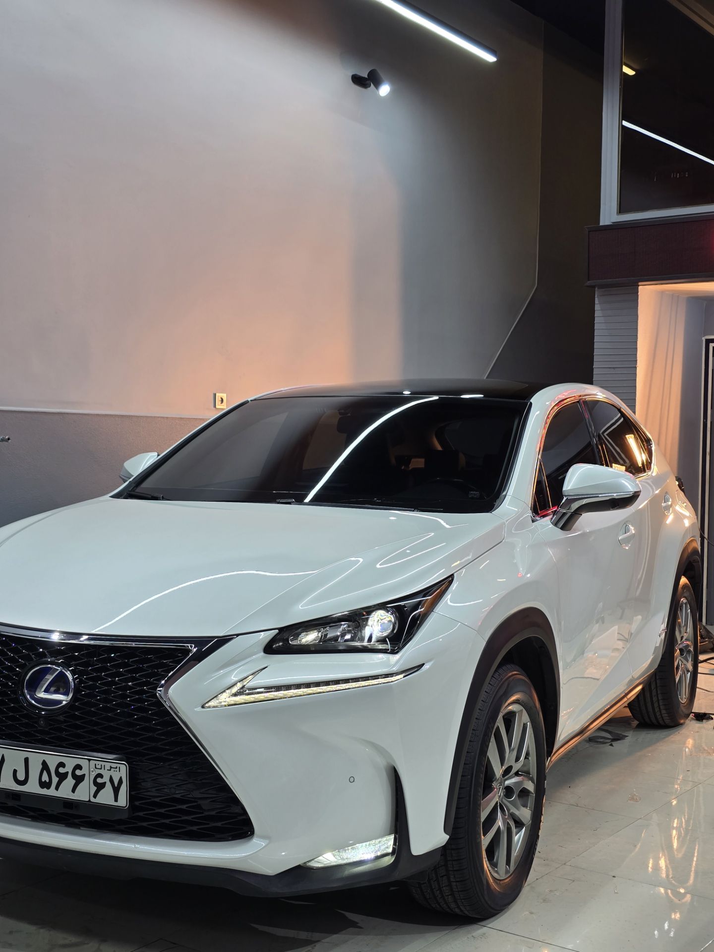 بهترین نصاب کاور خودرو اصفهان لکسوز nx