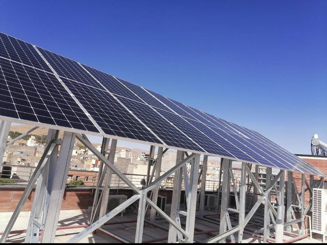 تعمیر پنل خورشیدی در اصفهان 09133601005