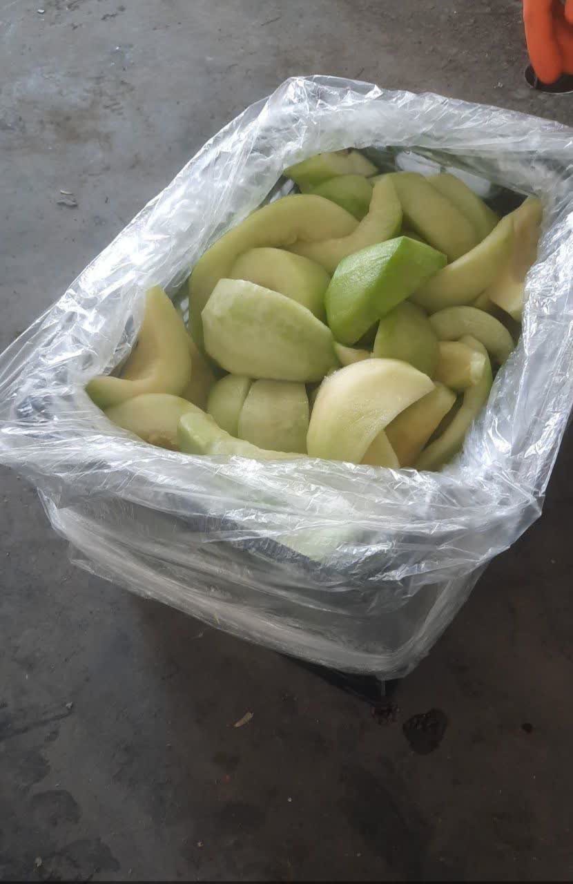خرید طالبی درجه یک در اصفهان