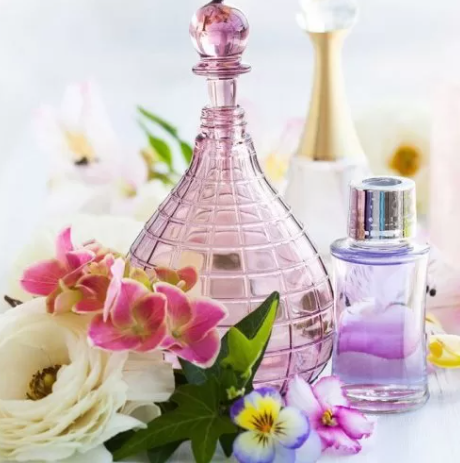 بهترین عطرفروشی در اصفهان