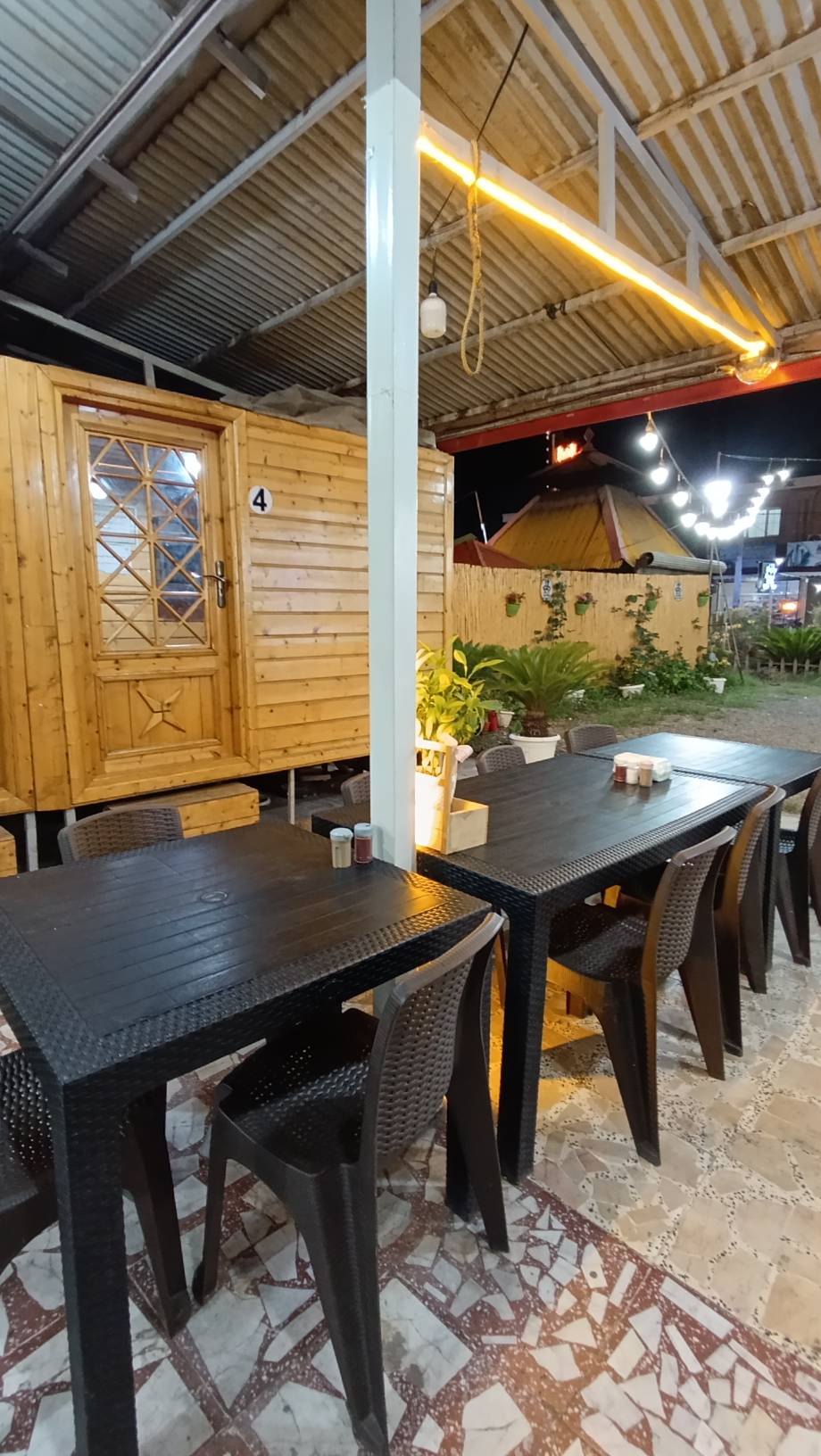 بهترین کبابی دستک