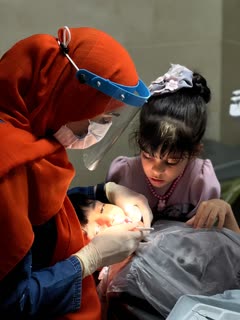 کلینیک دندانپزشکی در هشتگرد