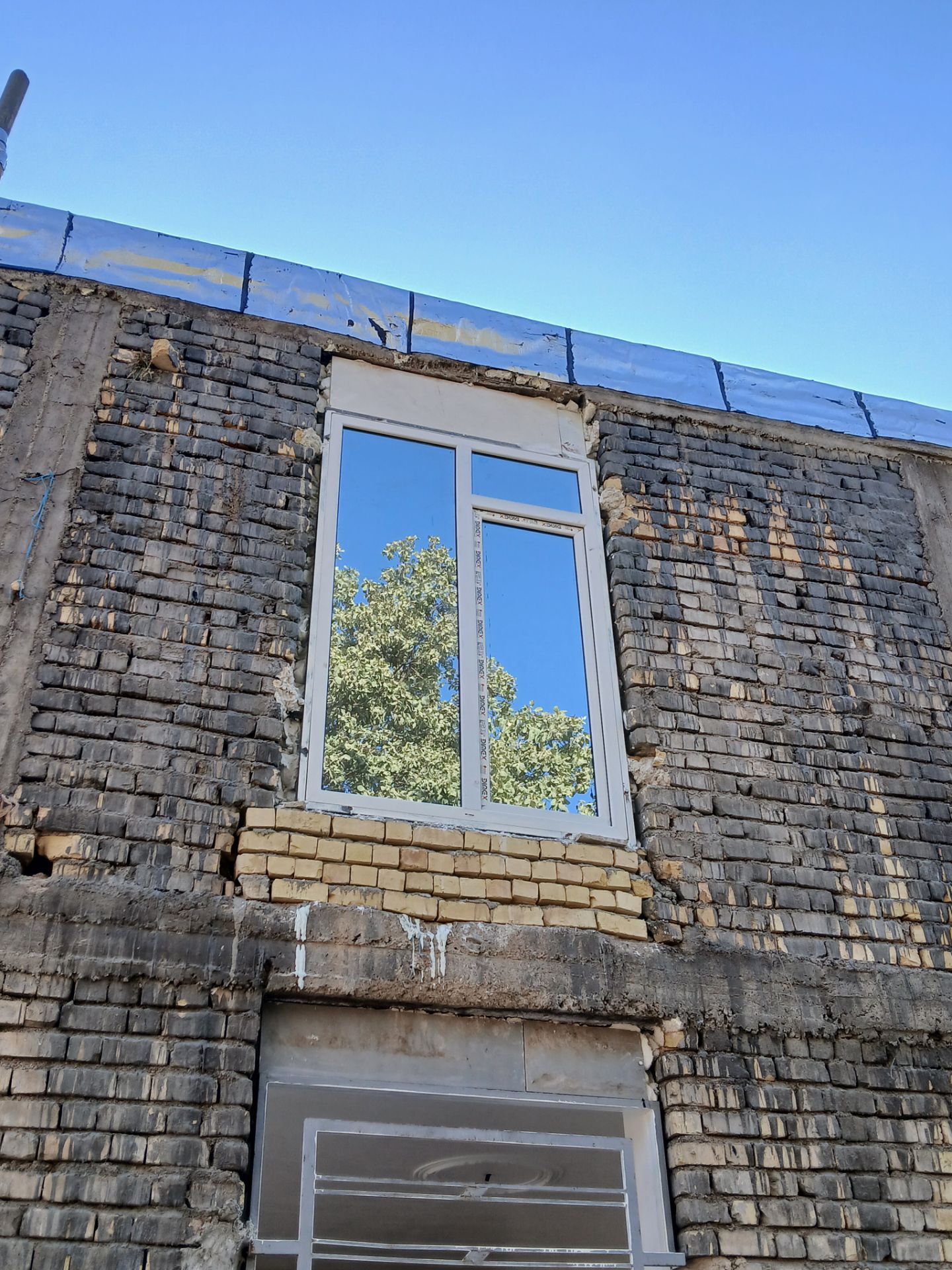 تولیدی درب و پنجره دوجداره در شیراز&nbsp;