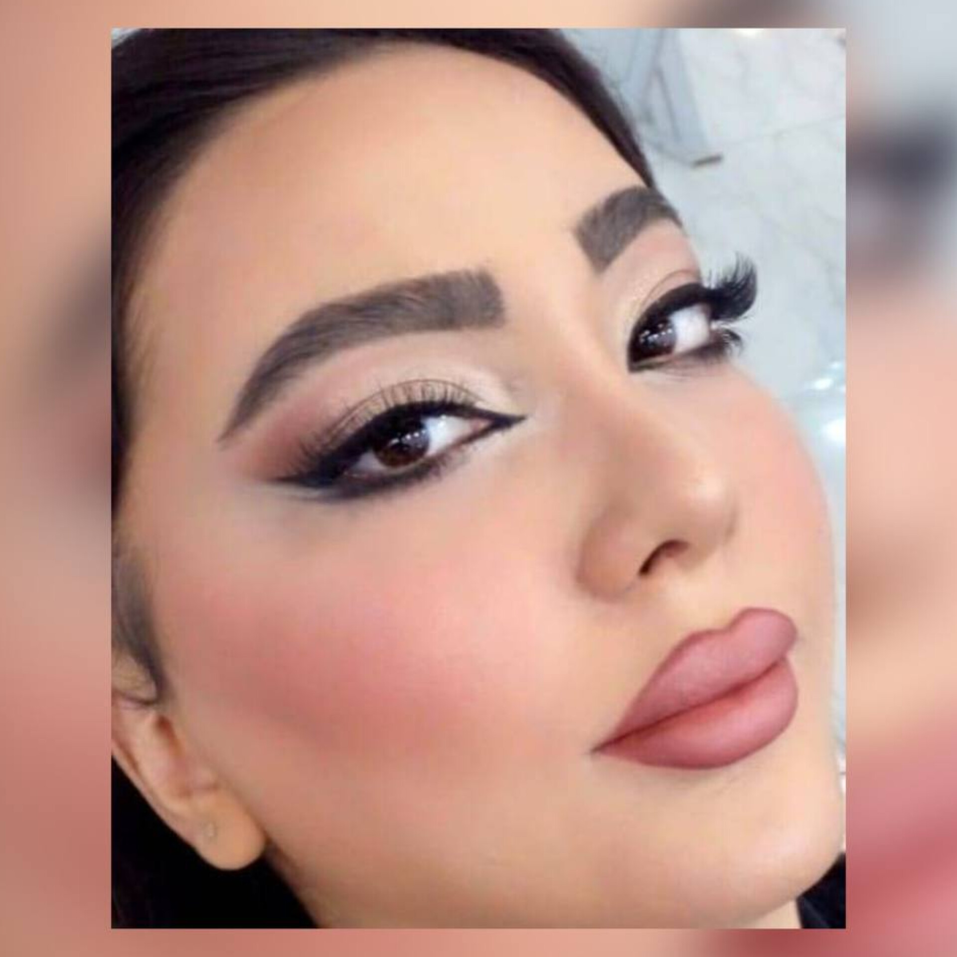 نمونه شینیون در سالن زیبایی سیملی تهرانپارس