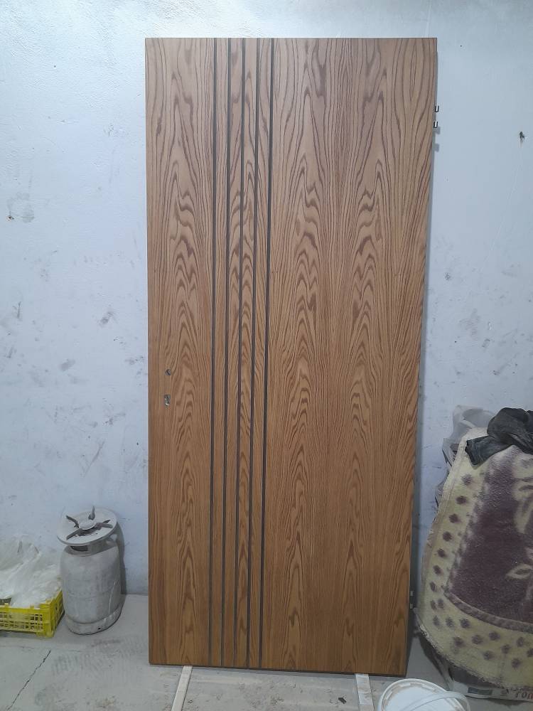 رنگ آمیزی انواع چوب در شاهین شهر