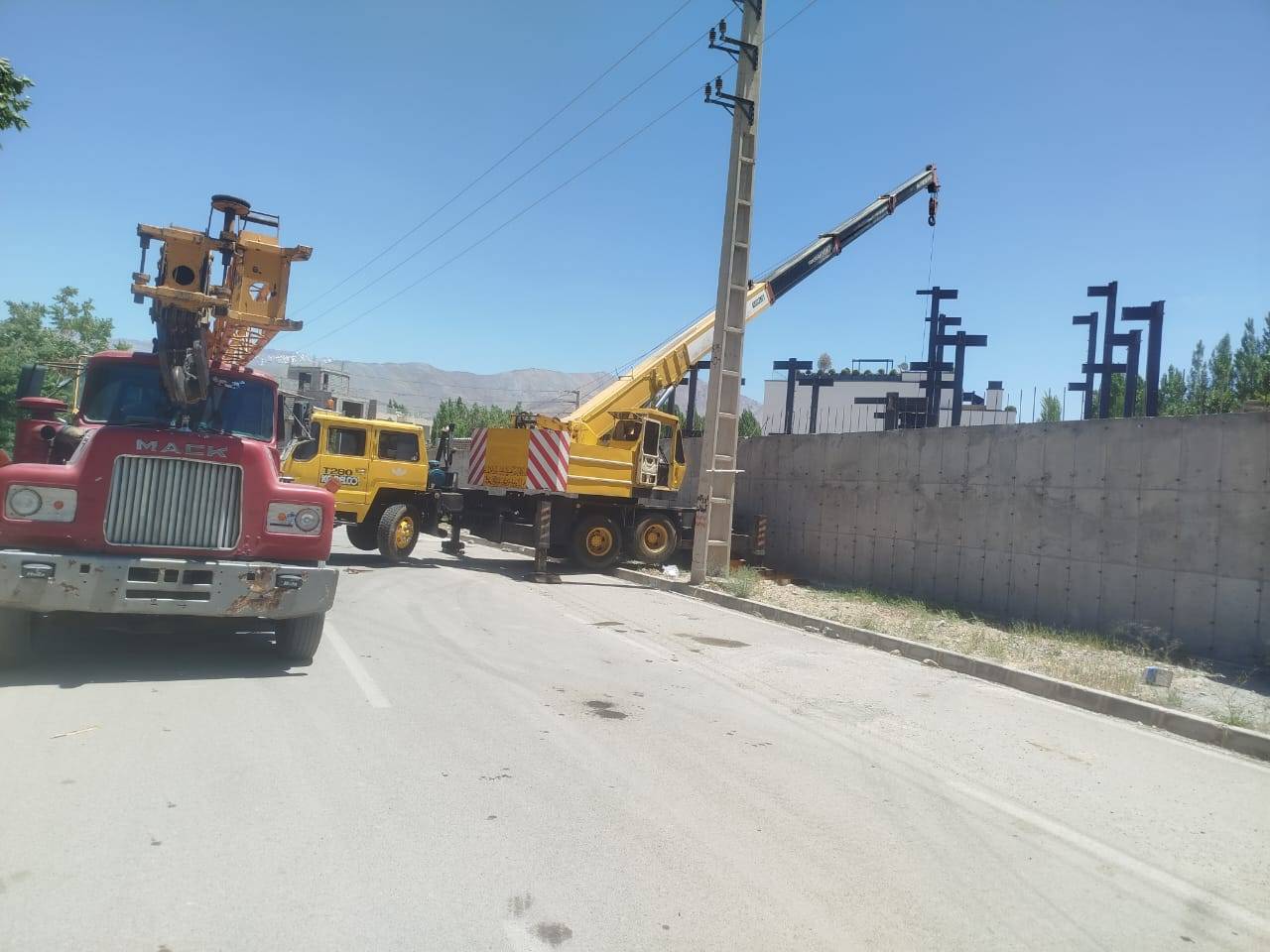 جابه‌جایی تجهیزات با جرثقیل