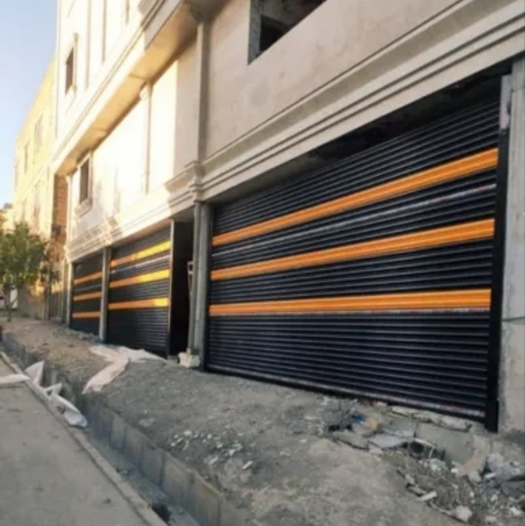 کرکره برقی پارکینگ در نهاوند