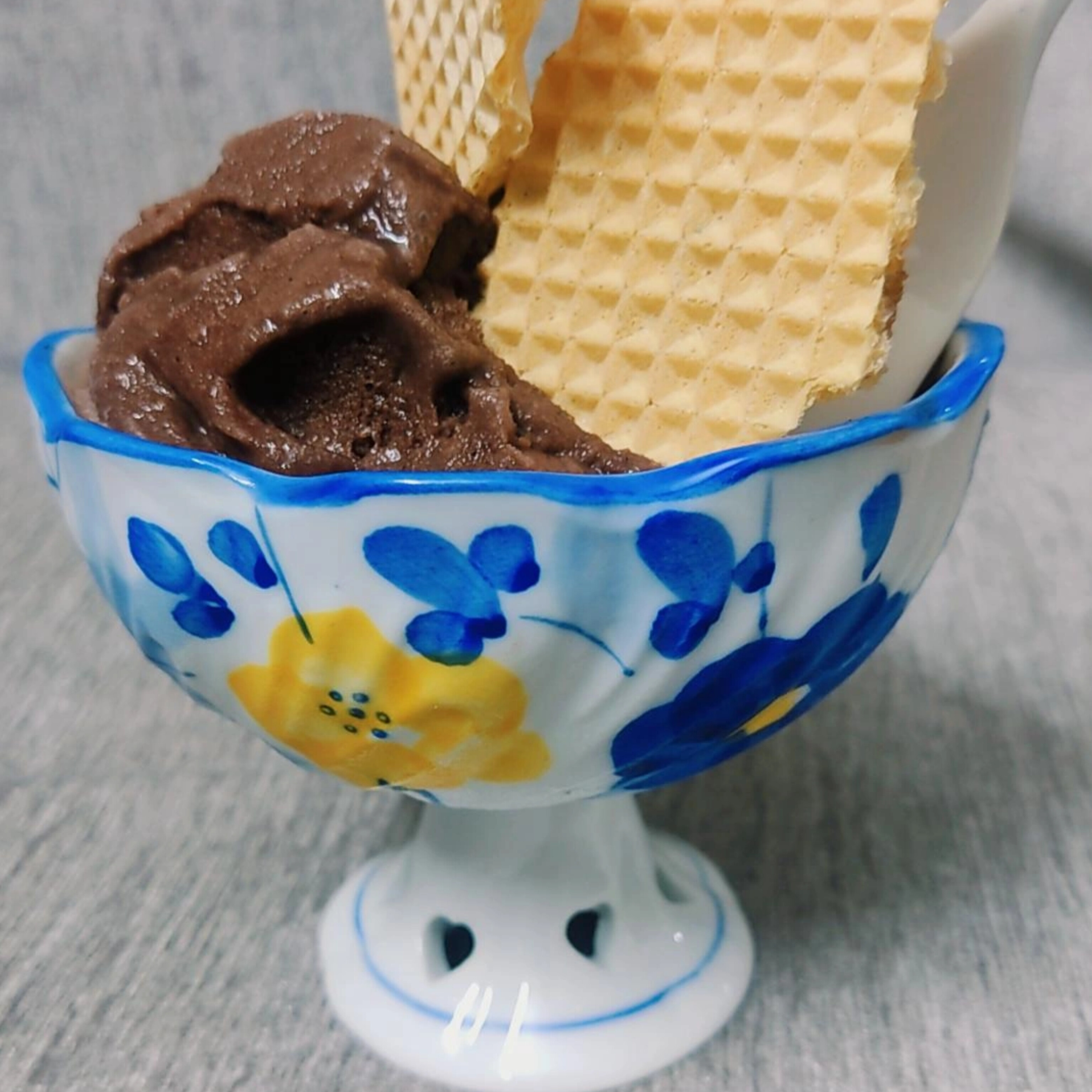 بستنی فالوده بیشاپور