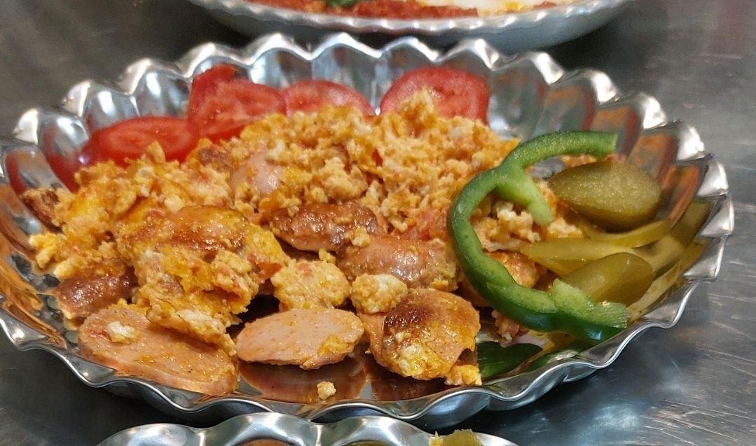 سفارش بیرون بر غذای ایرانی رستوران ته چین مه چین