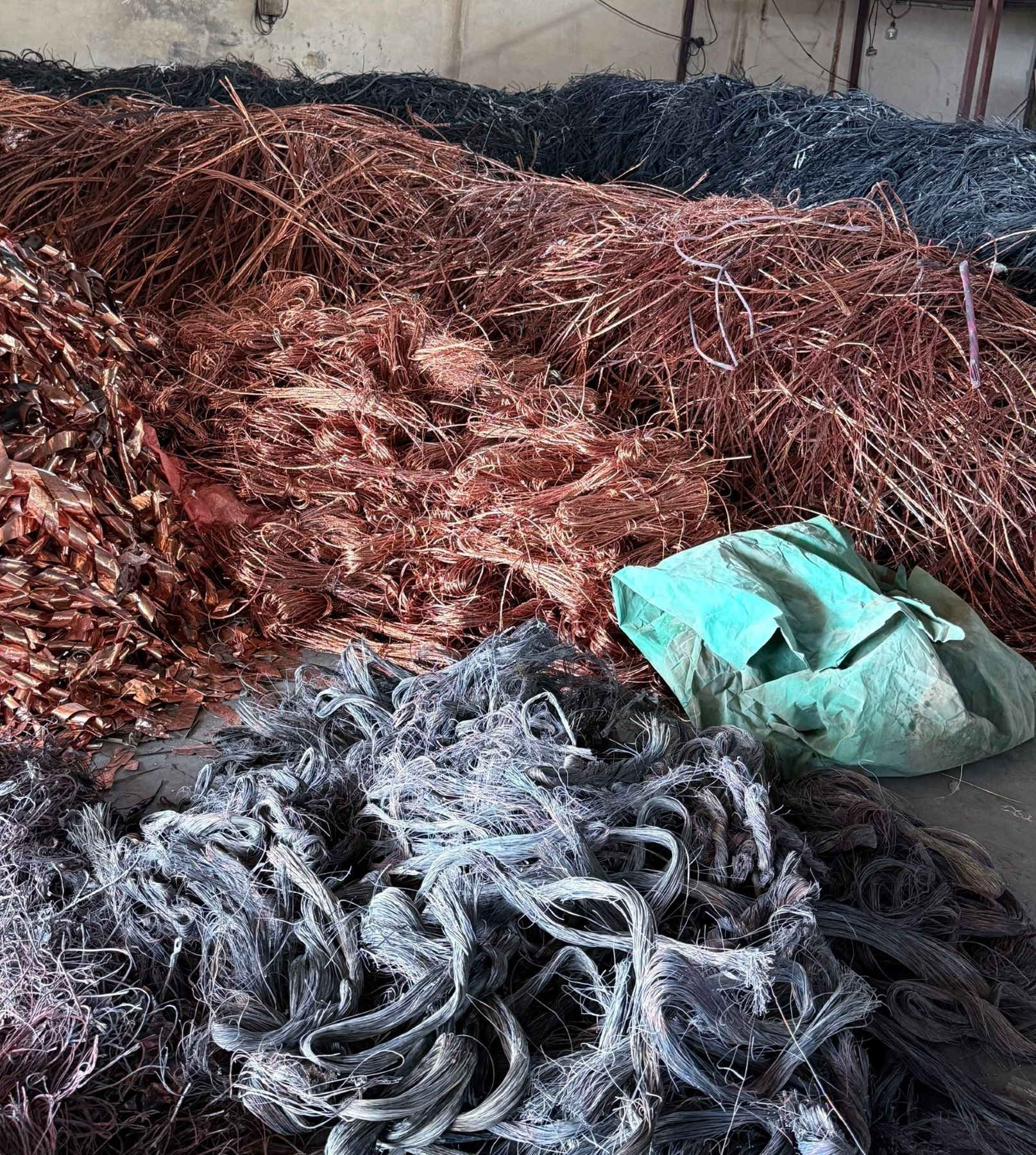 انواع فلزات رنگی