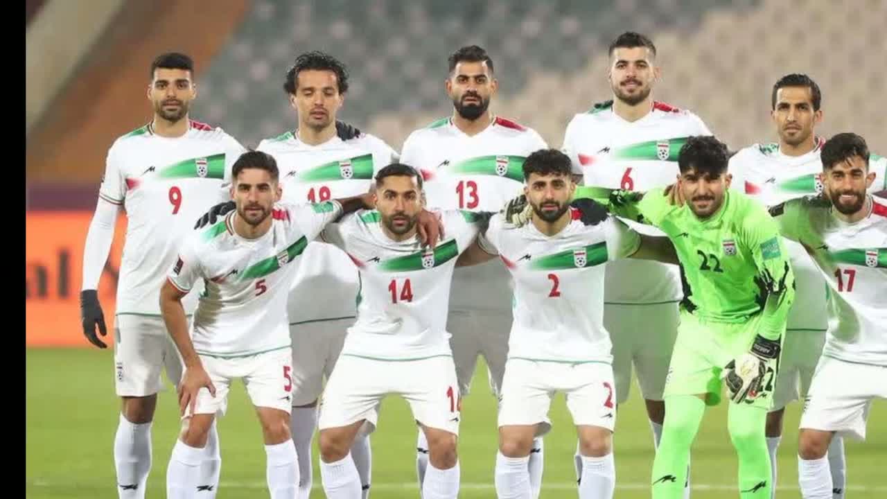 پوستر تیم ملی فوتبال ایران در دست دلالان و مافیای فوتبال/ایران...