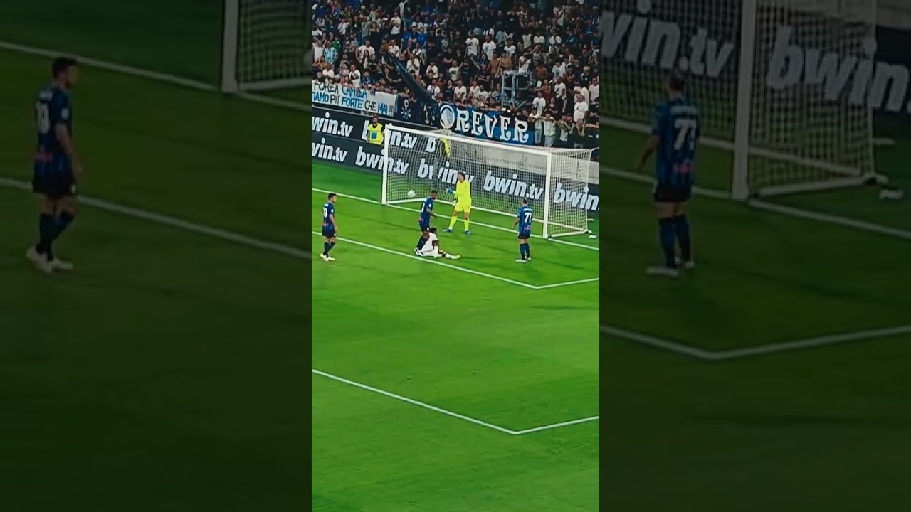 پوستر آیس‌من ❄️ دیوید جوونتوس برفباریده ویرایش_برف ویرایش_کرید