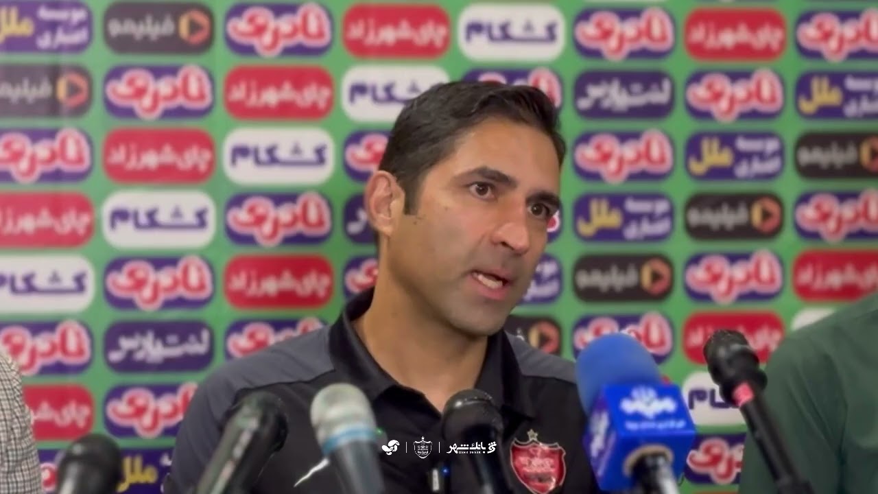 پوستر گزارش کنفرانس خبری وحید هاشمیان قبل از بازی با تیم فولاد /...
