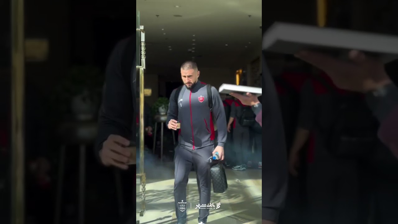 پوستر حرکت سرخ‌ها به سوی ورزشگاه آزادی