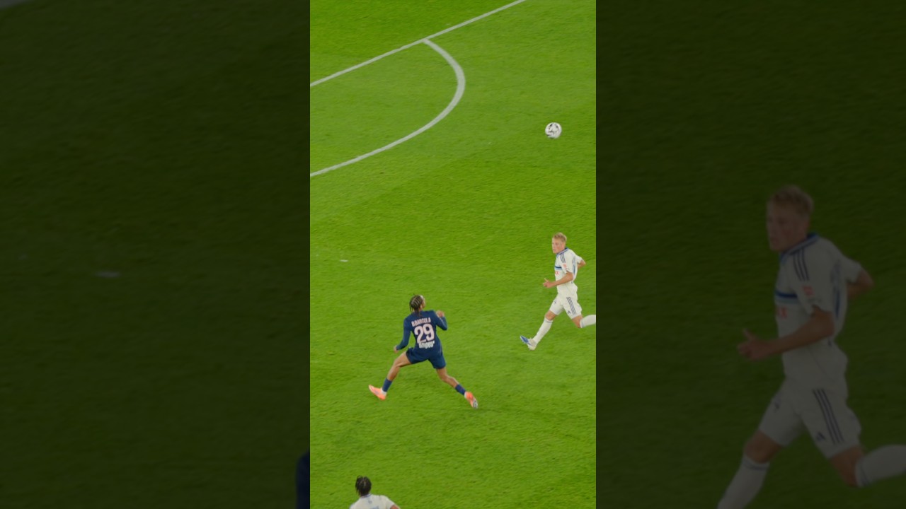 پوستر لمس نرم و کنترل روان بارکولا در لیگ ۱ فرانسه