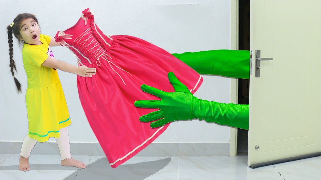 پوستر سوری و آنی با چوب جادو اتاق شلوغ را تمیز می‌کنند - داستان...