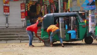 کلیپ طنز خیلی خنده دار دوربین مخفی خنده دار