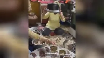 کاش یکدونه شو هم برای من بیارن!😋