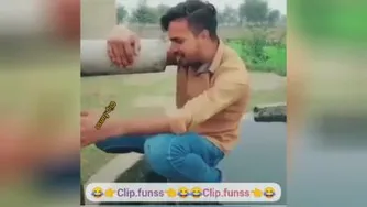 خنده 😂😂