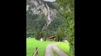 💫✨"شکرگزاری مداوم"، یکی از راه‌های جلب همکاری کائنات، برای جذب خواسته‌هاست.