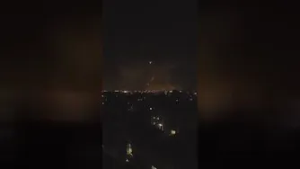 تصویر ثبت شده از غزه از مقابله پدافند هوایی رژیم صهیونیستی با موشک های مقاومت فل