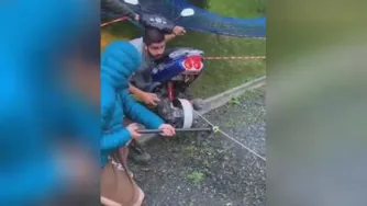ایده جالب برای اسکی سواری روی آب😂😯✌
