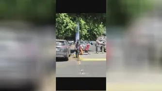 مرد یعنی خودش😯
