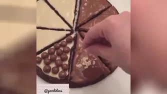 ایده تزئین کیک 😍😍😍😘