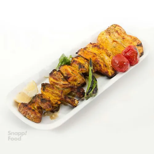 چلو جوجه کباب با استخوان ۳۱۷/۰۰۰ تومان ۴۵٠ گرم جوجه با استخوان ٣۵٠ گرم برنج پخته شده ایرانی کشت دو