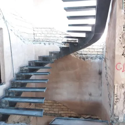 ساخت پله گرد