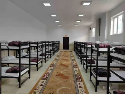 انتقال بیمار معتاد به کمپ ترک اعتیاد