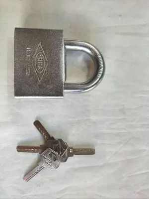 ساخت کلید قفل آویز در محل&nbsp;