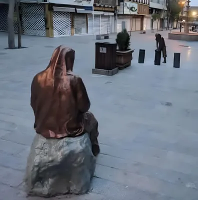 مجسمه با عکس