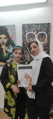 اهداء مدرک به هنرجو&nbsp;