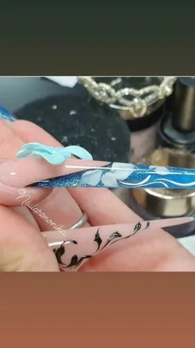 بهترین مدرس کاشت ناخن در مشهد&nbsp; 09944467046
