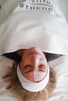 سالن زیبایی پوست  و  ماساژ ریلکسی ویژه  بانوان 