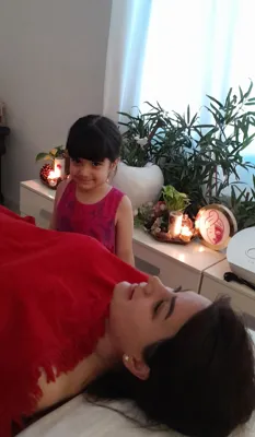 سالن زیبایی پوست  و  ماساژ ریلکسی ویژه  بانوان 