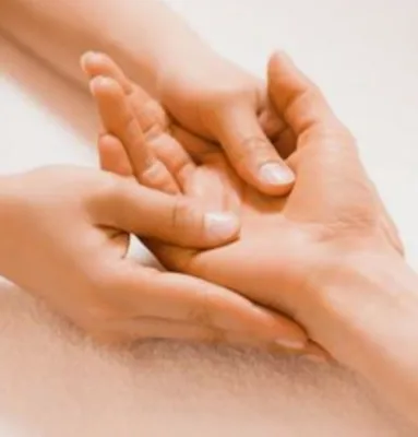 سالن زیبایی پوست  و  ماساژ ریلکسی ویژه  بانوان 