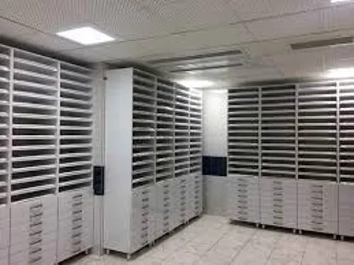 کمد رختکن آزمایشگاهی
