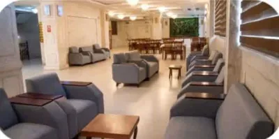 لابی هتل بیستون